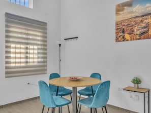 Dining - Urban Comfort in Málaga (Málaga)