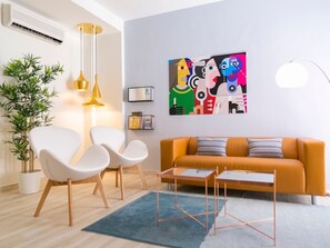 TV - Modern 2-bedroom apartment in Malaga center (Málaga)