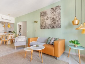 TV - Charming apartment in the heart of Malaga (Málaga)