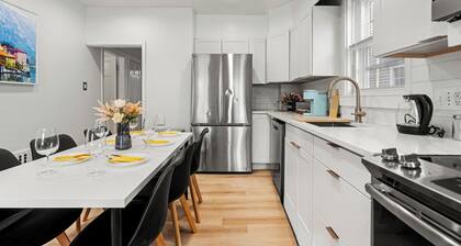 Family-Friendly 3BR Easy Blue Line Access Near Boston