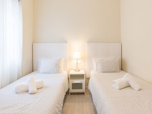 3 bedrooms, free WiFi - Bright 3-bedroom apartment in the heart of Málaga (Málaga)