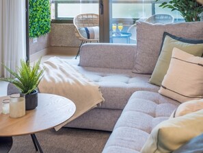 TV - Premium Apartment with Terrace in Málaga (Málaga)