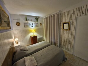 1 bedroom, free WiFi - T2 Apartment near lake and hot springs, air-conditioned (Balaruc-les-Bains)