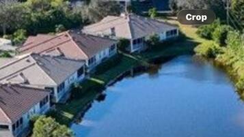 室外泳池、暖水池