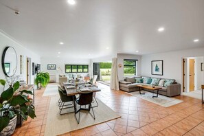 Interior - Willowbank Guest House (Napier)