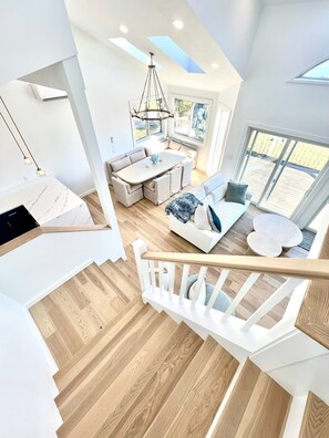 Living area - Fully Remodeled Beach House with Incredible Views!!! (Mattapoisett)
