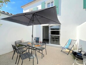 Outdoor dining - Villa n°14 - The wild coast (La Flotte)
