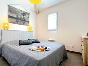 Strykjärn/strykbräda, gratis wi-fi och sängkläder