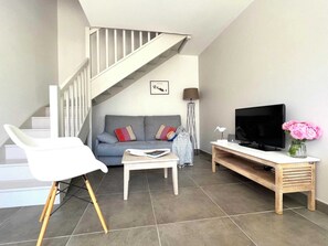 TV - Villa n°4 - The plugs (La Flotte)