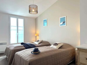 Iron/ironing board, free WiFi, bed sheets - Villa n°13 - Le lizay (La Flotte)
