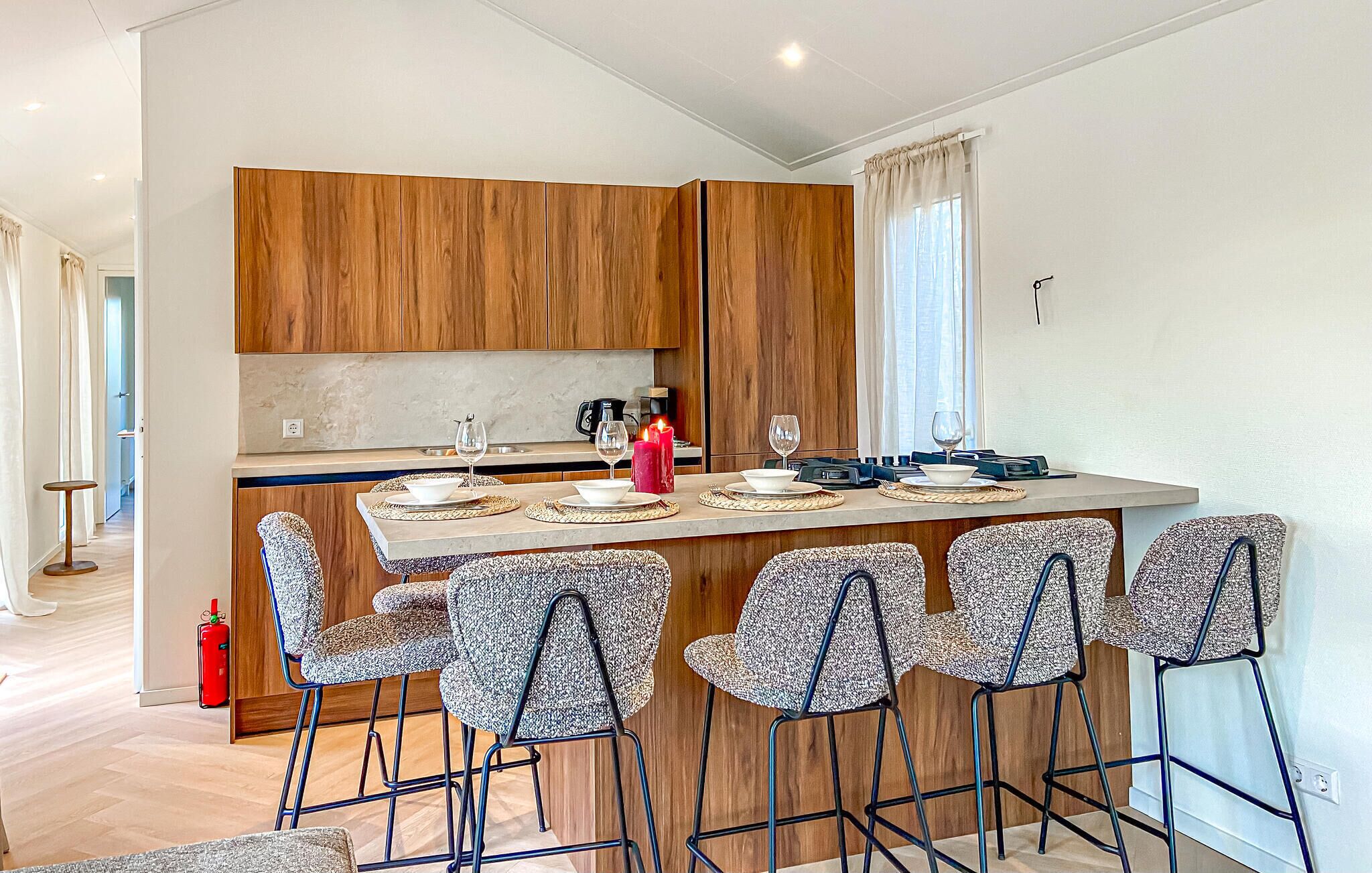 Réfrigérateur, four, plaque de cuisson, lave-vaisselle