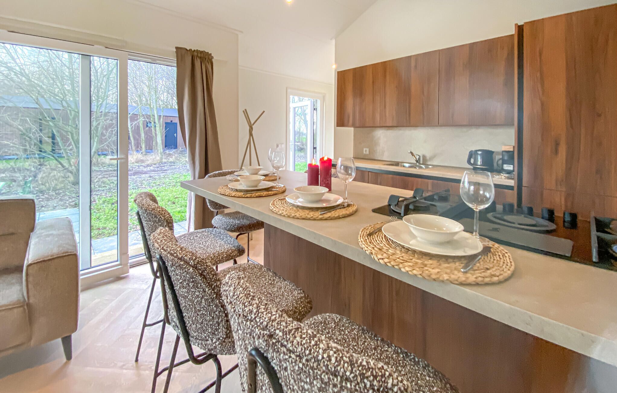 Réfrigérateur, four, plaque de cuisson, lave-vaisselle