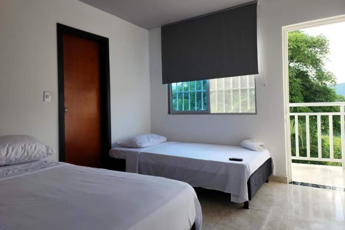 Family Room, Balcony