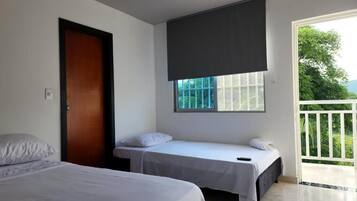 Habitación familiar, balcón