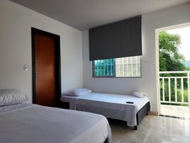 Habitación familiar, balcón | Wifi gratis