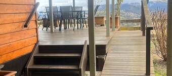 Farmhouse Chaplow - Feel at peace with the world at this tranquil getaway.