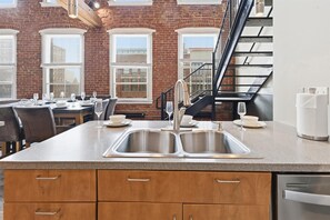 Interior - Top Floor Double Penthouse - 8BR - 20ft Ceilings (Indianapolis)