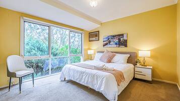 Iron/ironing board, free WiFi