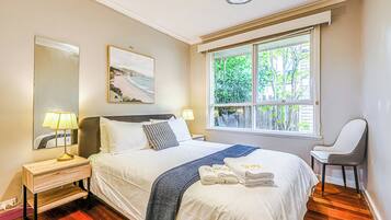 Townhome, Garden View | Iron/ironing board, free WiFi