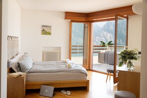 3 dormitorios, tabla de planchar con plancha, wifi y ropa de cama