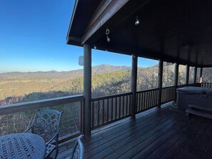 Terrace/patio - The Overlook at Grouse Ridge (Sevierville)