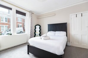 2 bedrooms, iron/ironing board, Internet, bed sheets - Cosy Home 7 minutes from Newcastle City Centre (Gateshead)