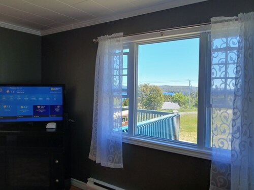 2-bedroom house in charming Placentia, perfect for a relaxing stay.