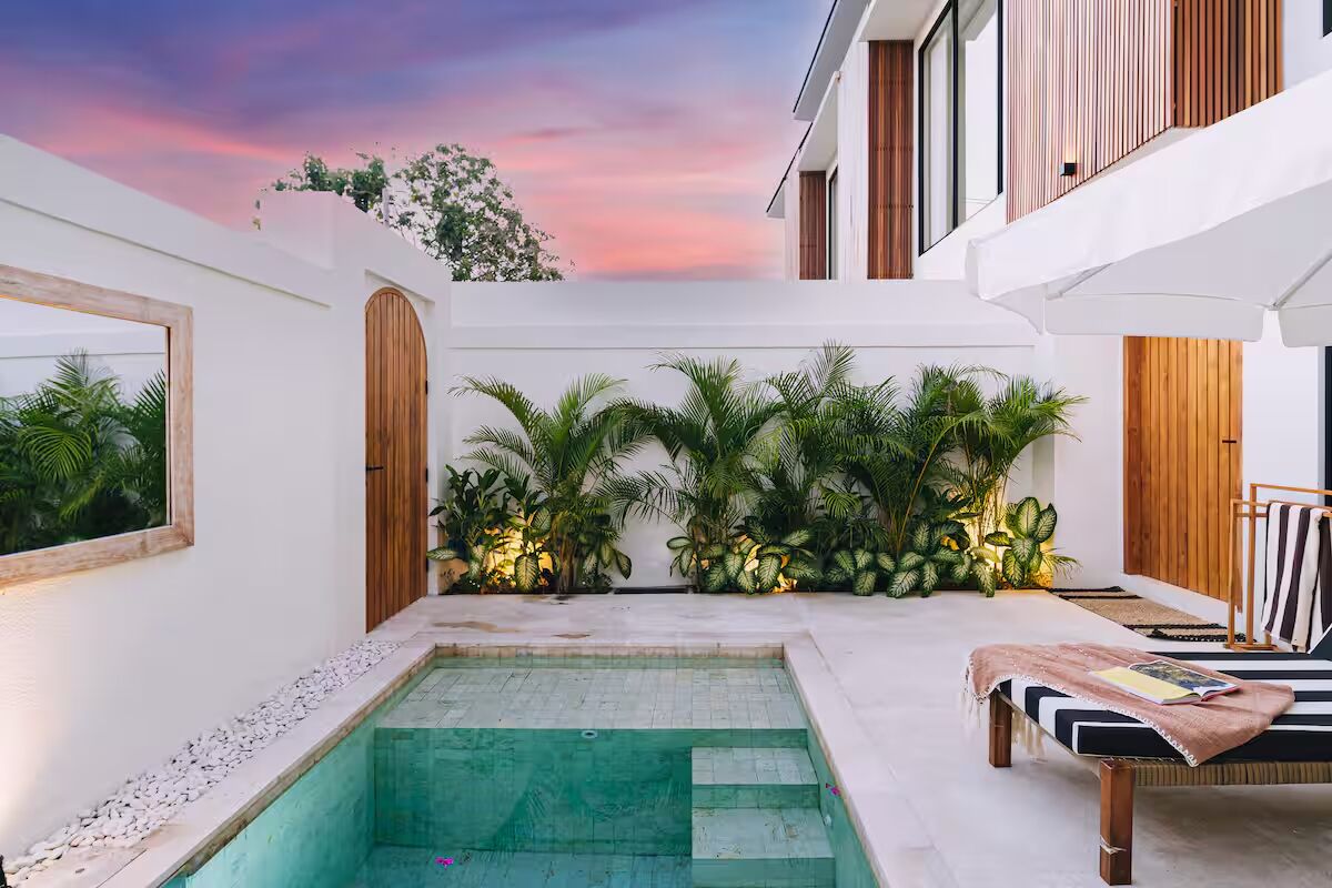 Deluxe villa, 2 slaapkamers, privézwembad, uitzicht op zwembad | Zwembad | Een buitenzwembad