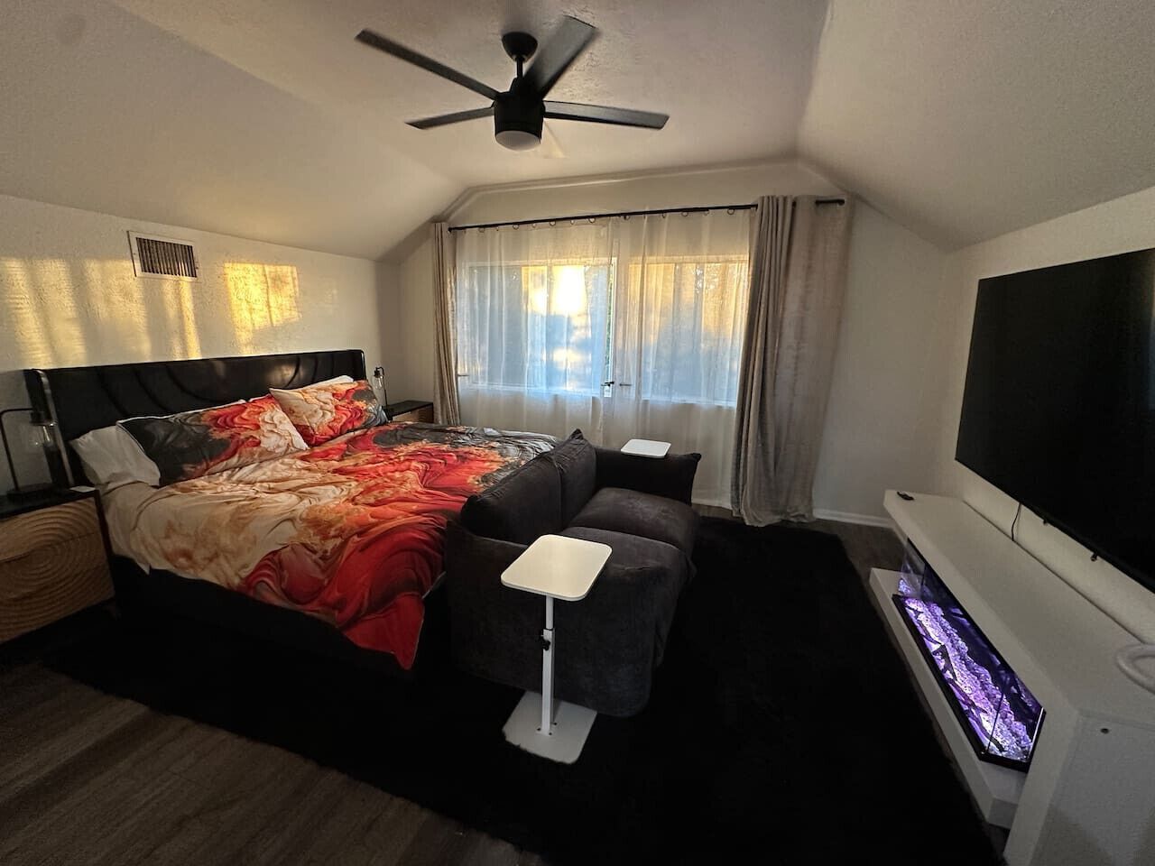 Iron/ironing board, WiFi