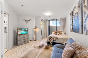 1 多间卧室、熨斗/熨衣板、WiFi、床单