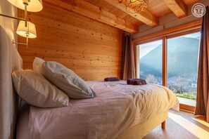 3 chambres, fer et planche à repasser, lit parapluie, Wi-Fi gratuit