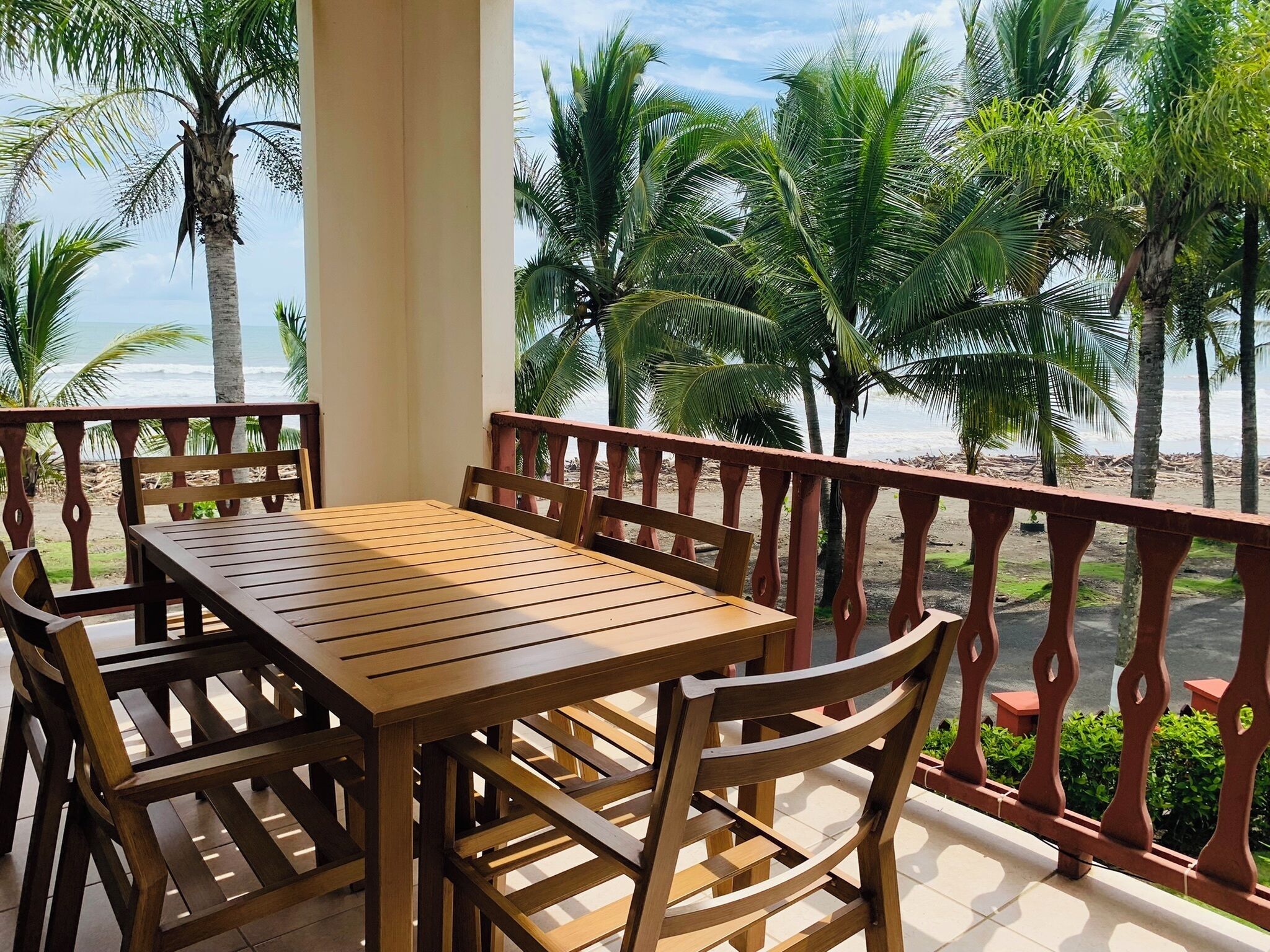 تناول الطعام بالخارج