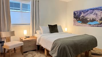 Free WiFi, bed sheets