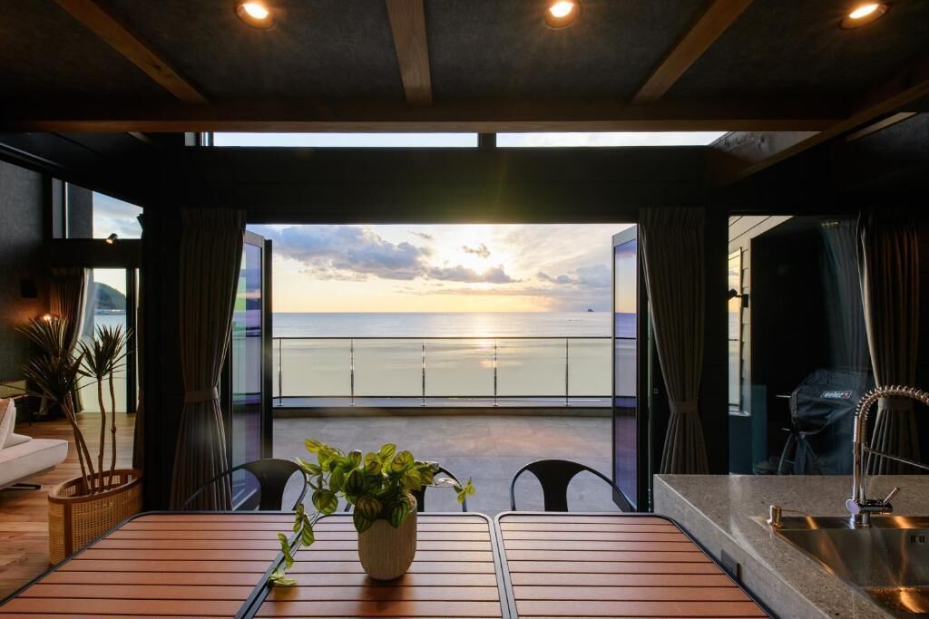 Villa - balkon - havudsigt | Interiør