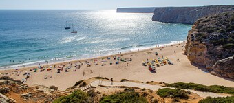 Casa Vitorino – À 5 minutes à pied de la plage de Mareta