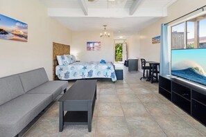 1 bedroom, desk, iron/ironing board, free WiFi - Ground floor, updated studio, across from the beach! - Kihei Bay Surf A101 (Kihei)