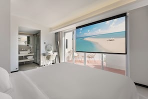 Dobbeltrom – senior, fjellutsikt | Allergitestet sengetøy, blendingsgardiner og lydisolert