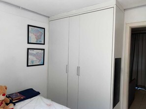 1 bedroom, iron/ironing board, free WiFi, bed sheets - Modern apartment near the best surfing beaches in Guarda do Embaú, SC. (Palhoça)