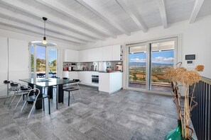 Oven, dishwasher, coffee/tea maker - Villa Mattea - Private villa with stunning views (Campagnatico)