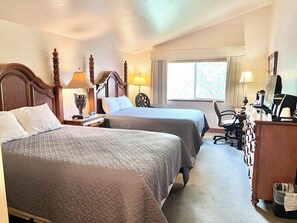 Desk, free WiFi, bed sheets - 3052 | Elevated Stay | 2Q Near Wasatch SP Golf (Midway)