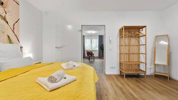 Bügeleisen/Bügelbrett, WLAN, Bettwäsche