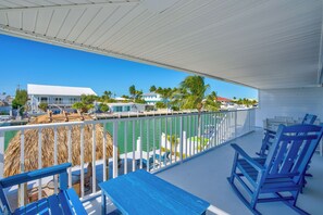 Property grounds - Key Colony Beach Waterfront Retreat  Private Dock & Cabana Club Access (Key Colony Beach)