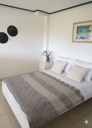 Iron/ironing board, WiFi, bed sheets - Villa Tropicale - With Wellness Treatments (Complimentary) (Sainte-Anne)