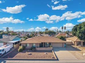 Exterior - Relaxing Deer Valley Retreat – Pool, Game Room, Fireplace, BBQ, Sleeps 8 (Phoenix)