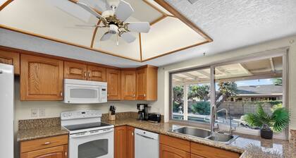 Relaxing Deer Valley Retreat – Pool, Game Room, Fireplace, BBQ, Sleeps 8