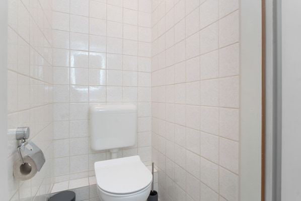 Handtücher, Seife, Toilettenpapier