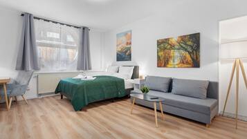 Bügeleisen/Bügelbrett, WLAN, Bettwäsche