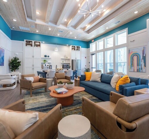 Luxury Modern Stay Near Mayo Clinic and Beaches!