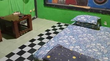Standard Double Room | Free WiFi