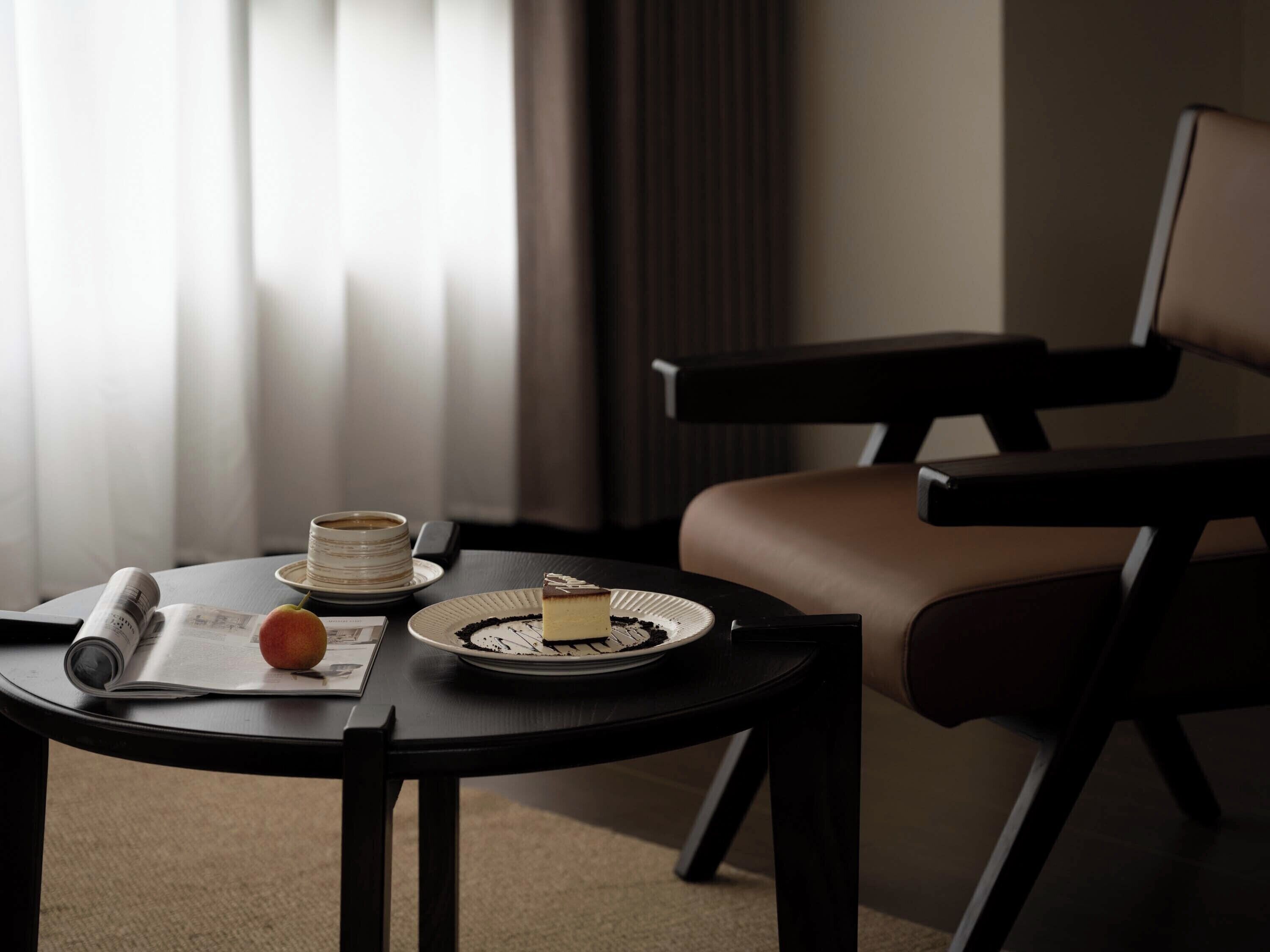 Articles gratuits dans le mini-bar, bureau, rideaux occultants